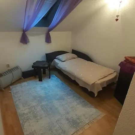 Dijamant Plus Apartment